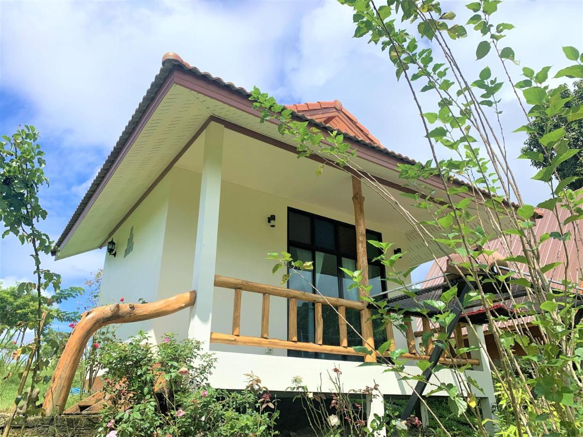 True Nature Chiang Mai - Yoga & Meditation Homestay Retreat Exteriör bild
